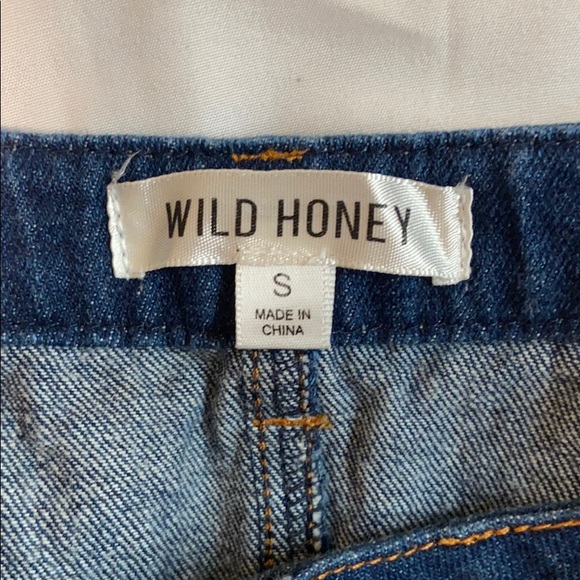 Dolls kill distressed jean skirt - Picture 2 of 4